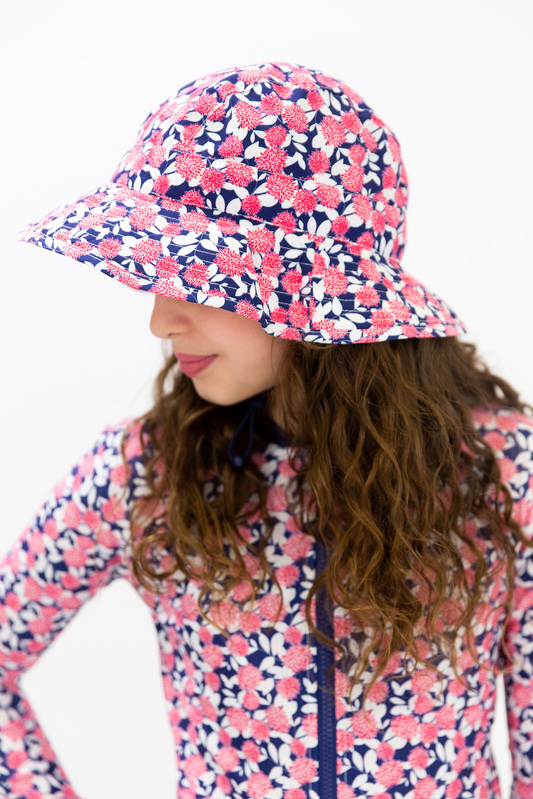 Pom Pom Swim Hat (SIZE M ONLY)