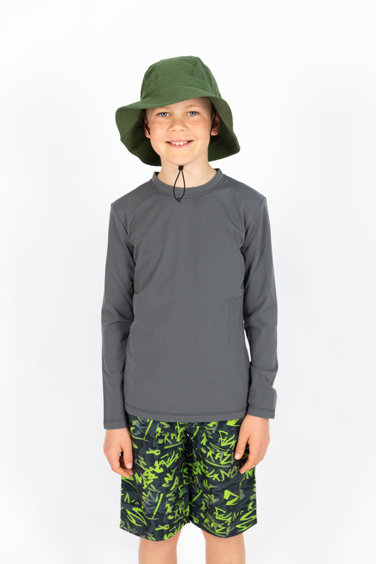 Boys GRAFITTI Boardies and Hat Bundle