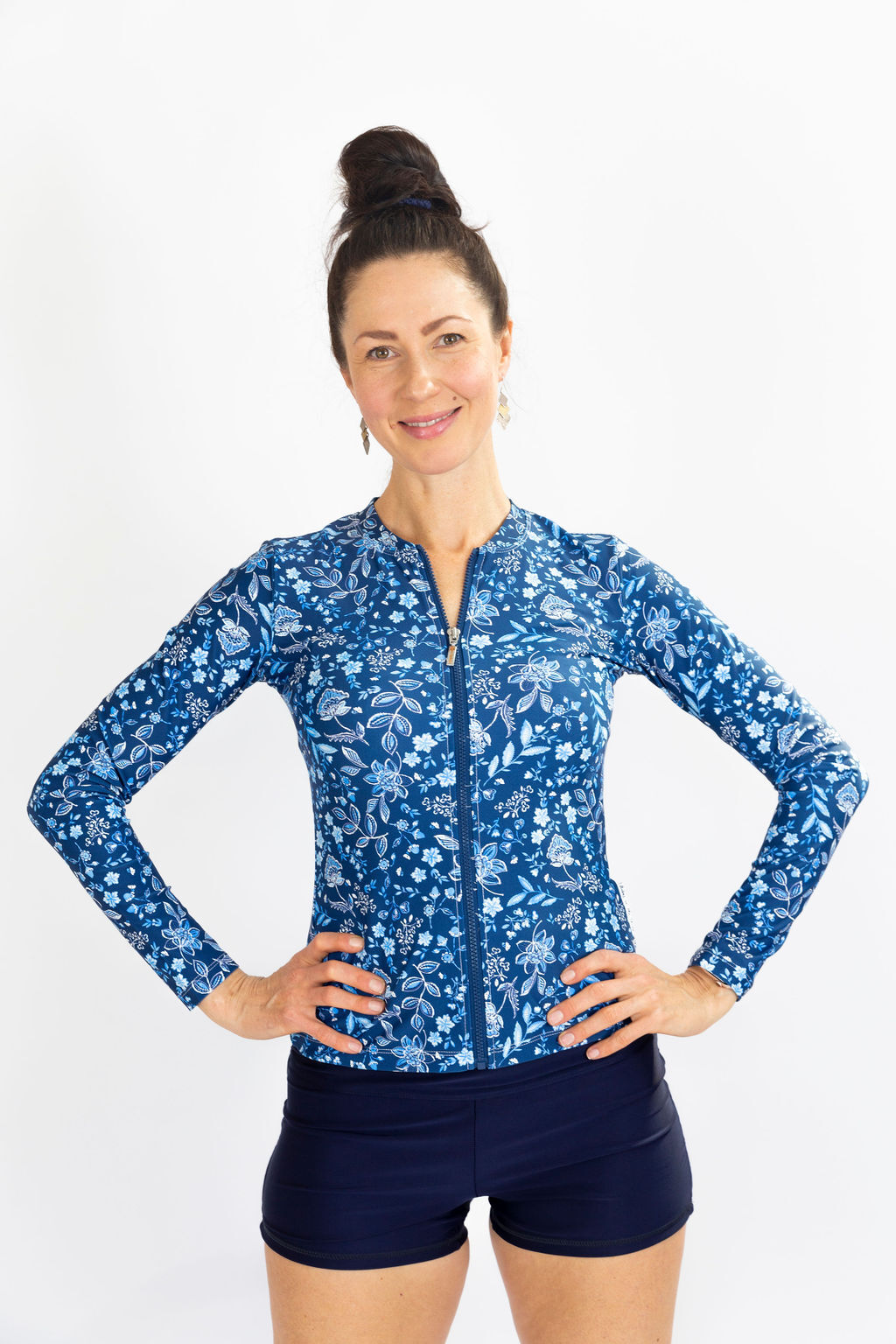 Ladies Long Sleeve Daphne Rashie SIZE 20 