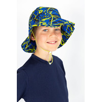 boy wearing the Abstract print sun hat
    		
