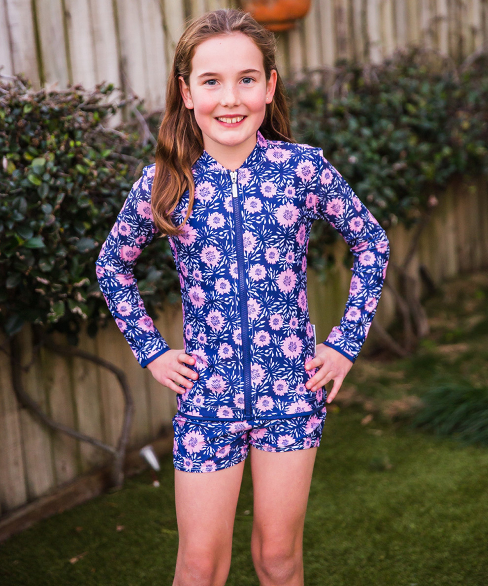 Long sleeve shop rashie girl